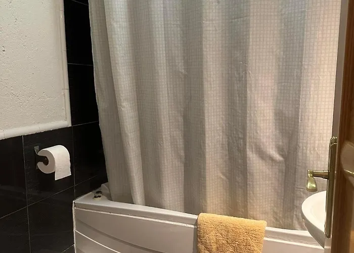 Vivienda De Uso Turistico La Vega De *