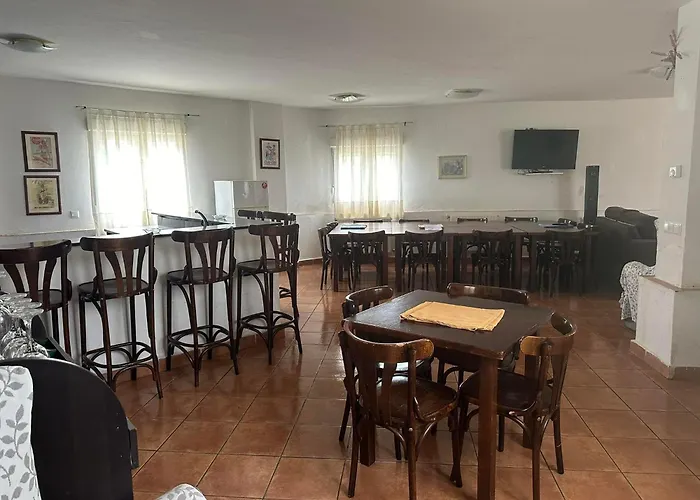 Vivienda De Uso Turistico La Vega De *